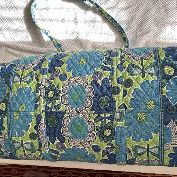 Vera Bradley extra large duffle bag blue green floral - Picture 3 of 16
